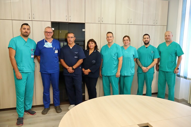 Danijel Marić, Josip Brusić, Alen Protić, Lidija Vitas, Josip Španjol, Sanela Škevin, Karlo Perković, Juraj Ahel Foto: KBC Rijeka
