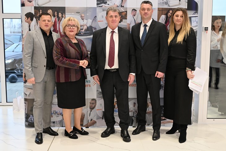 Isak Đug, Ivanka Trstenjak – Rajković, Ivan Rajković, Goran Marošević, Dijana Stričić                        Foto: Medikol