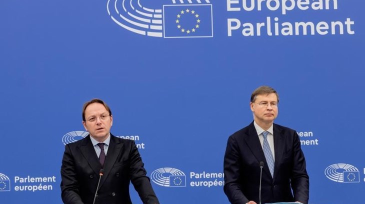 Povjerenici  Várhelyi i Dombrovskis  Foto: European Union - 2025