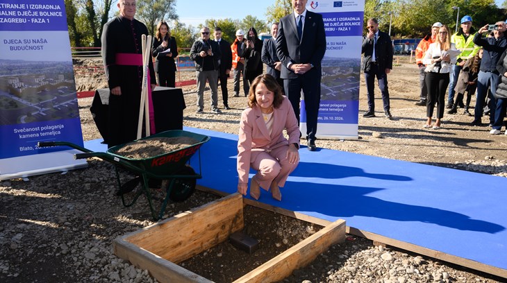 Polaganje kamena temeljca    Foto: Vlada RH