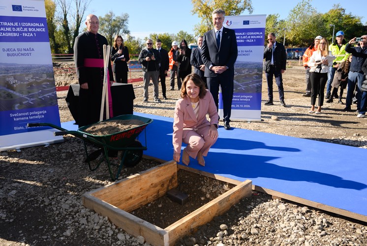 Polaganje kamena temeljca    Foto: Vlada RH